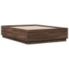 Cadre de lit avec LED sans matelas chêne marron 140x190 cm 