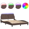 Cadre de lit avec LED sans matelas marron 140x200 cm 