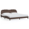 Cadre de lit avec LED sans matelas marron 200x200 cm 