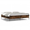 Cadre de lit sans matelas chêne fumé 200x200 cm 
