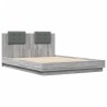 Cadre de lit avec LED sans matelas sonoma gris 150x200 cm 