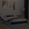 Cadre de lit avec LED sans matelas chêne fumé 150x200 cm 