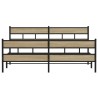 Cadre de lit en métal sans matelas chêne sonoma 200x200 cm 