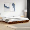 Cadre de lit et lumières LED sans matelas chêne fumé 200x200 cm 