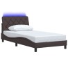 Cadre de lit avec LED sans matelas marron foncé 100x200cm tissu 