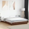 Cadre de lit avec lumières LED sans matelas 140x190 cm 