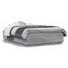 Cadre de lit avec LED sans matelas sonoma gris 135x190 cm 