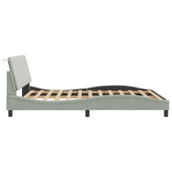 Cadre de lit sans matelas gris clair 160x200 cm velours 