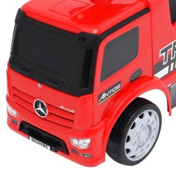 Camion à pédales Mercedes-Benz Rouge 