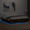 Cadre de lit avec LED sans matelas chêne fumé 200x200 cm 