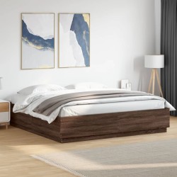 Cadre de lit avec LED sans matelas chêne marron 200x200 cm 