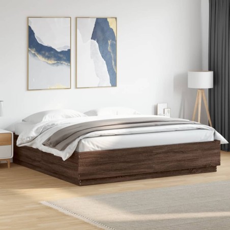 Cadre de lit avec LED sans matelas chêne marron 200x200 cm 