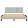 Cadre de lit avec LED sans matelas gris clair 160x200cm velours 