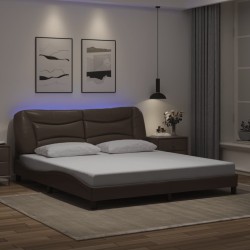 Cadre de lit avec LED sans matelas marron 180x200 cm 