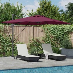 Parasol déporté Roma avec LEDs en rouge Bordeaux, 286 x 285 x 270 cm en aluminium. 