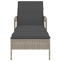 Chaise longue et coussin gris clair 63x200x81 cm résine tressée 