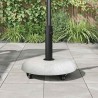 Base de parasol sur roulettes pour poteaux de 37/42/52/58mm en béton gris clair. 