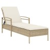 Chaise longue avec coussin beige 63x200x81 cm résine tressée 