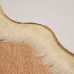 Tapis en fausse TAFALLA Crème 80 x 120 cm Polyester 513809513809