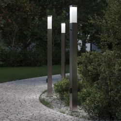 Bornes lumineuses avec détecteur et prise lot de 3 110 cm acier inoxydable IP44 615002615002