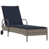 Chaise longue à roulettes avec coussin gris résine tressée 619075619075