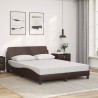 Lit avec matelas marron 140x200 cm similicuir 