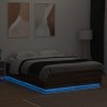 Cadre de lit avec LED sans matelas chêne marron 160x200 cm 