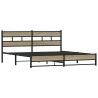 Cadre de lit en métal sans matelas chêne sonoma 200x200 cm 