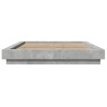 Cadre de lit sans matelas gris béton 140x190 cm 