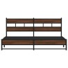 Cadre de lit en métal sans matelas chêne marron 200x200 cm 